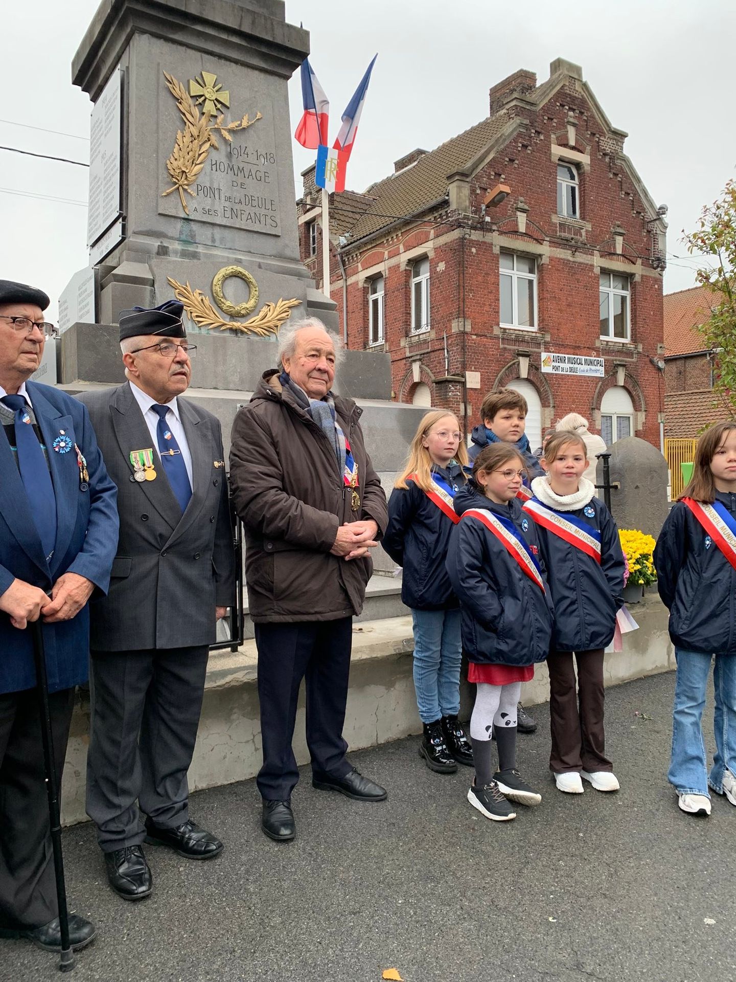 📜 Commémorations du 11 Novembre 2025 à Flers-en-Escrebieux
